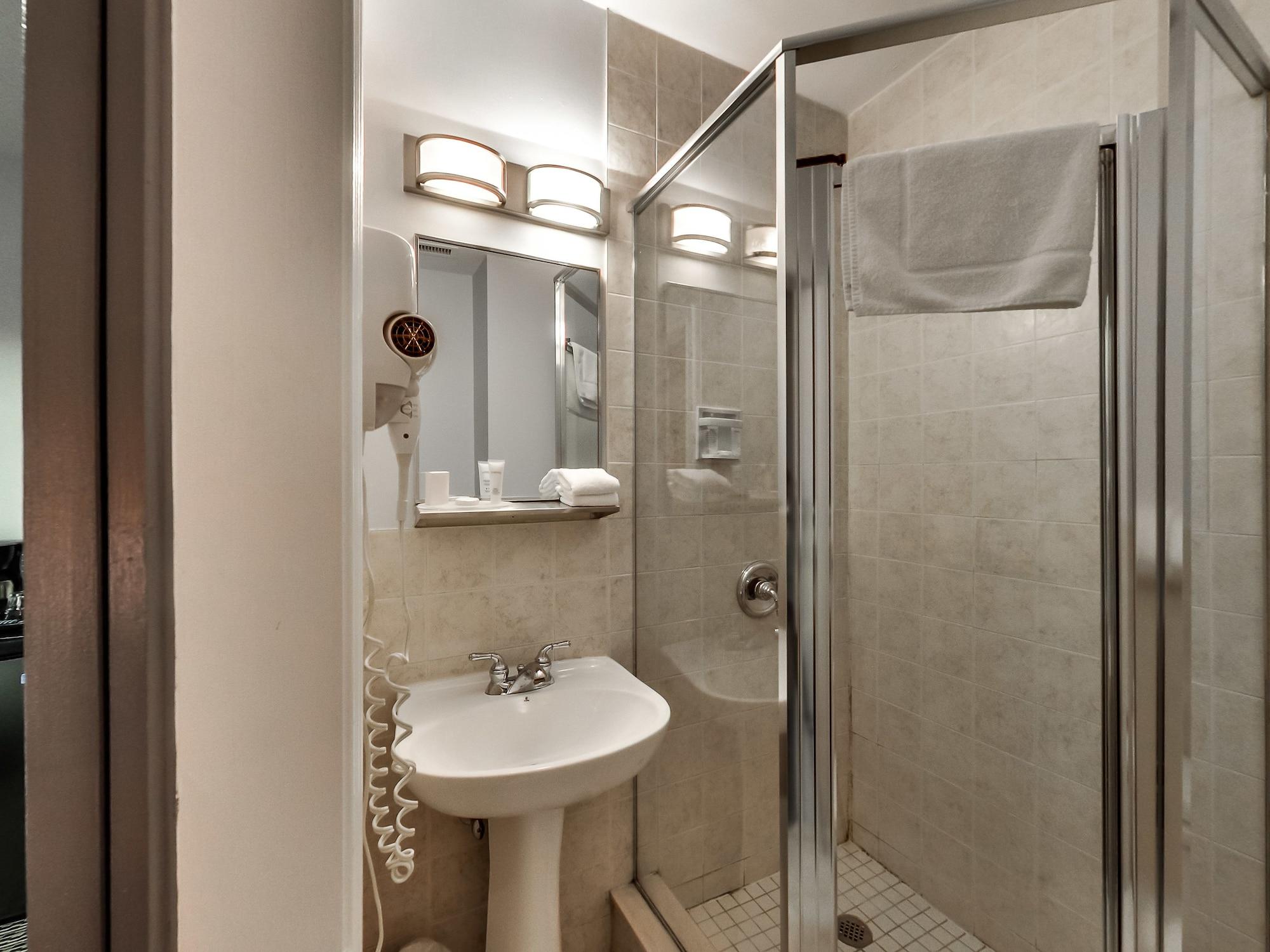 Isabella Hotel & Suites Торонто Екстер'єр фото